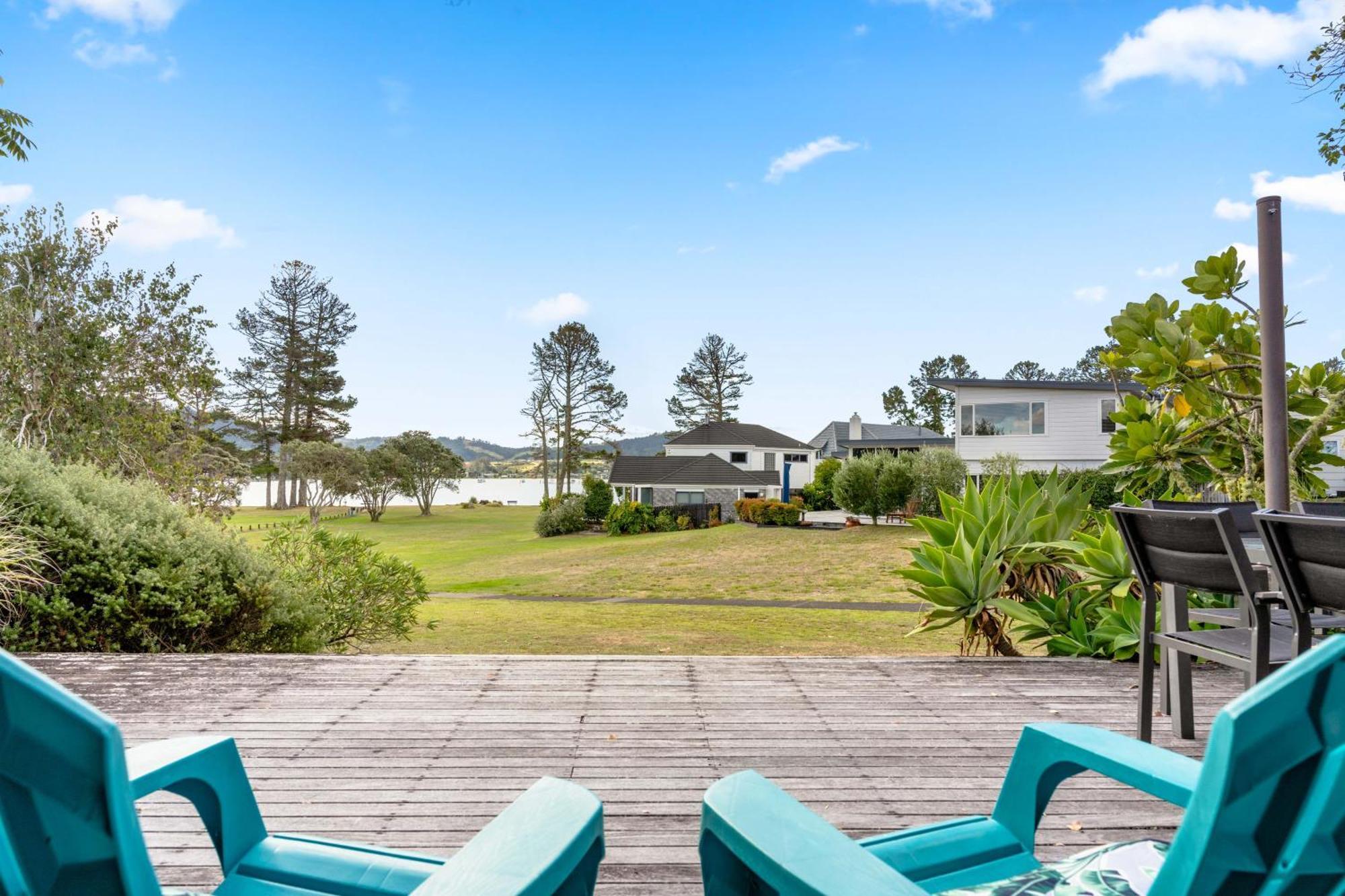 Pauanui Beach House Suntrap Esterno foto