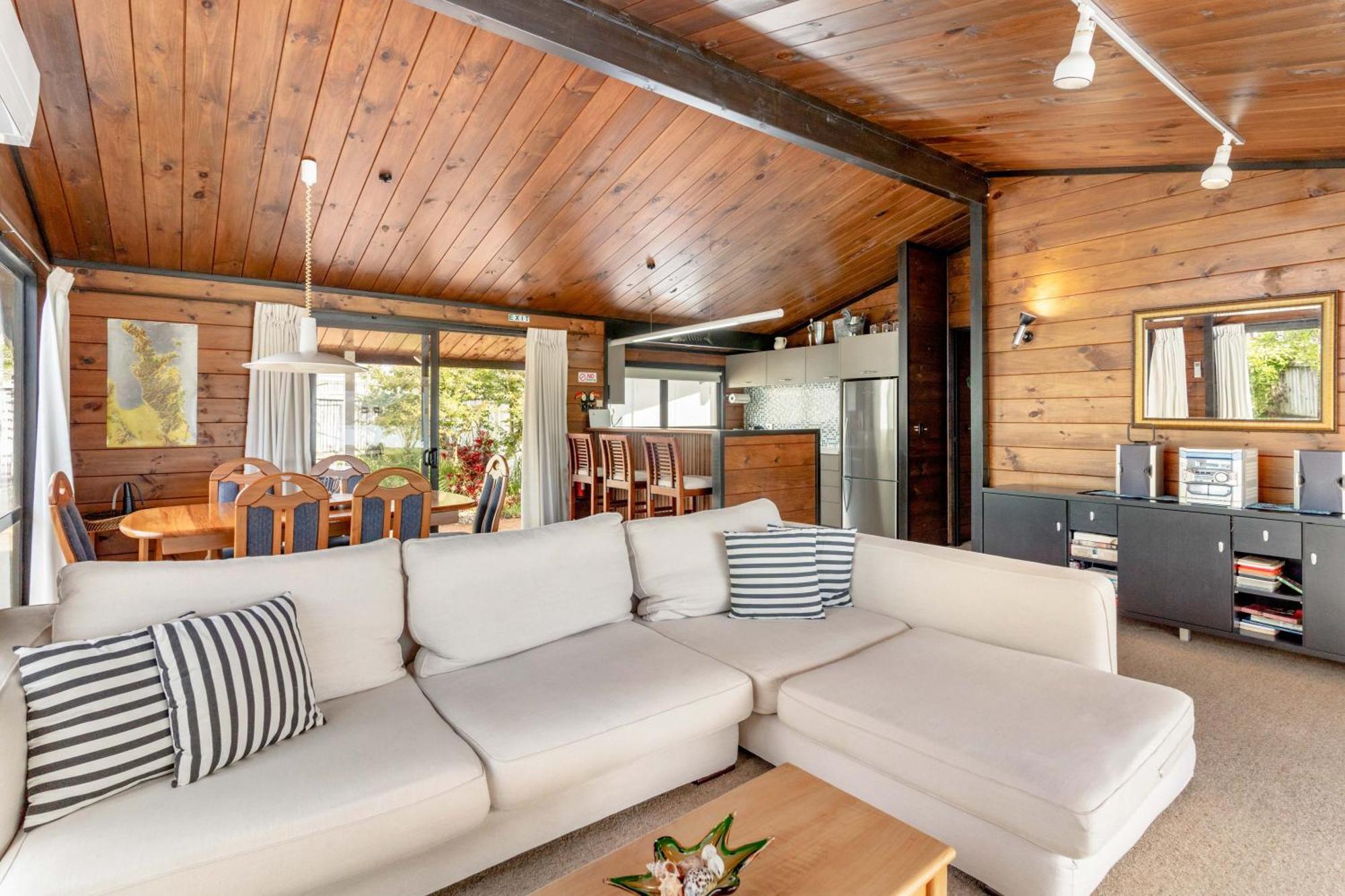 Pauanui Beach House Suntrap Esterno foto